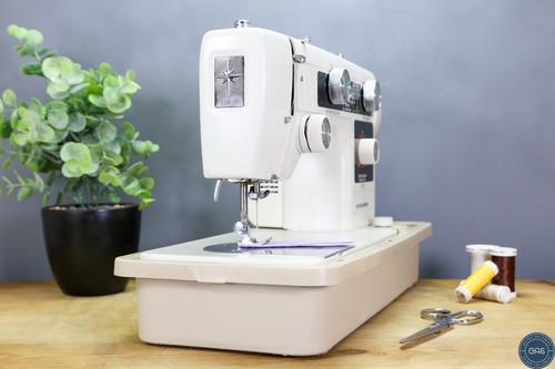 Janome New Home Heavy Duty Sewing Machine + Case + Walking Foot Attachment - Picture 6 of 9