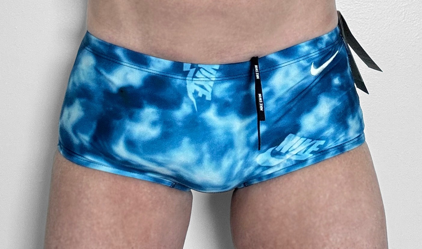 NWT-NIKE® Hydrastrong Men’s Sz 30 Underwater Print squarecut race swimsuit trunk