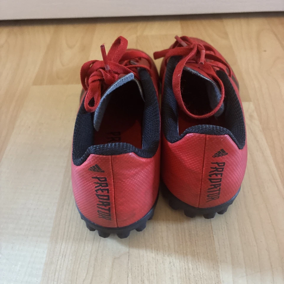 ADIDAS BOYS JUNIOR PREDATOR.4 ASTRO TURF TRAINERS FOOTBALL BOOTS UK SIZE 2 - Image 3 of 4