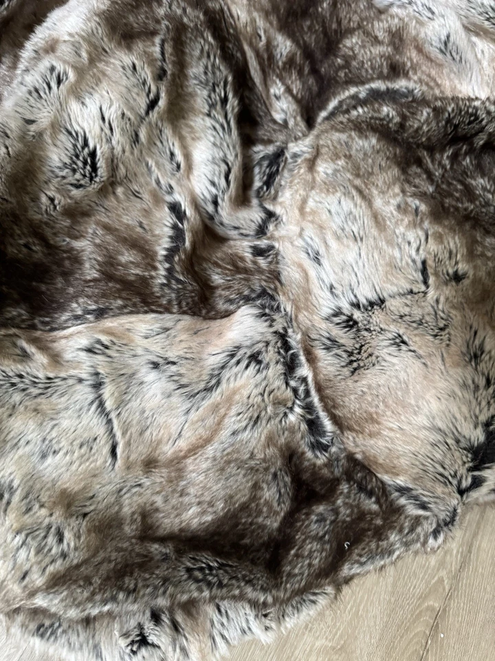Pottery Barn Teen Chinchilla Bean Bag Slipcover  Faux Fur Large 41" - Image 2 of 4