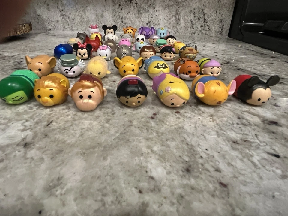 Lote De 52 Personajes Vinilo Disney Tsum Tsum Ver Fotos Para Personajes Incluidos Foto 4 de 4