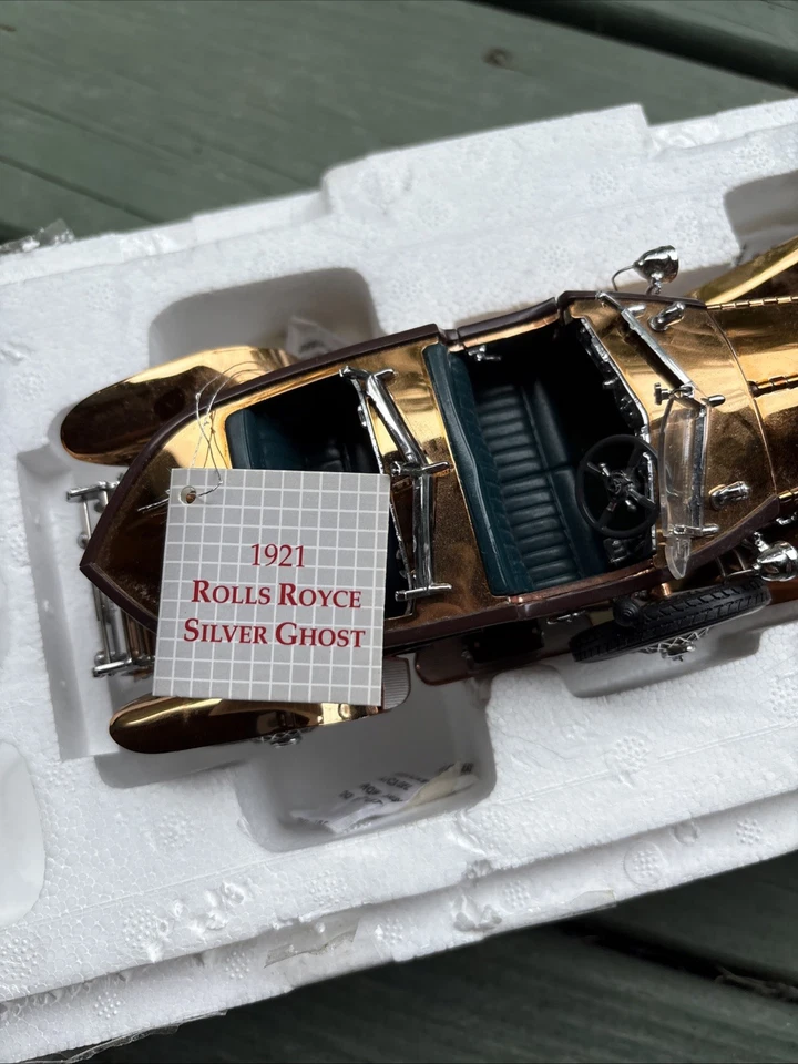Rolls Royce Silver Ghost 1921 Franklin Mint escala 1:24 carrocería de cobre genuino Foto 3 de 4