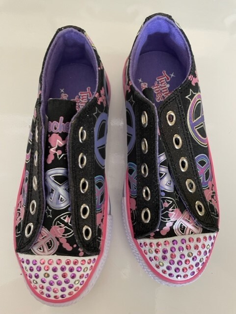 NWOT Skechers Twinkle Toes Sneakers Size Youth 13 Peace Sign Black