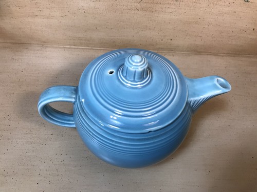 Vintage Fiestaware Turquoise/Blue Medium Teapot Fiesta C Handle Tea/Coffee Pot - Picture 3 of 12
