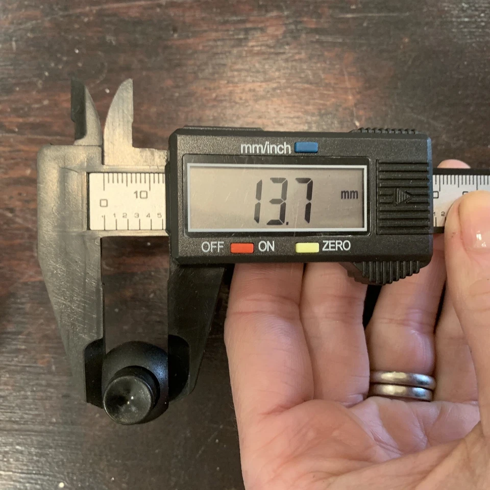 6 piezas Tapón de cable redondo Cierre de resorte Extremo Palanca Sujetador Plástico Negro Foto 3 de 4