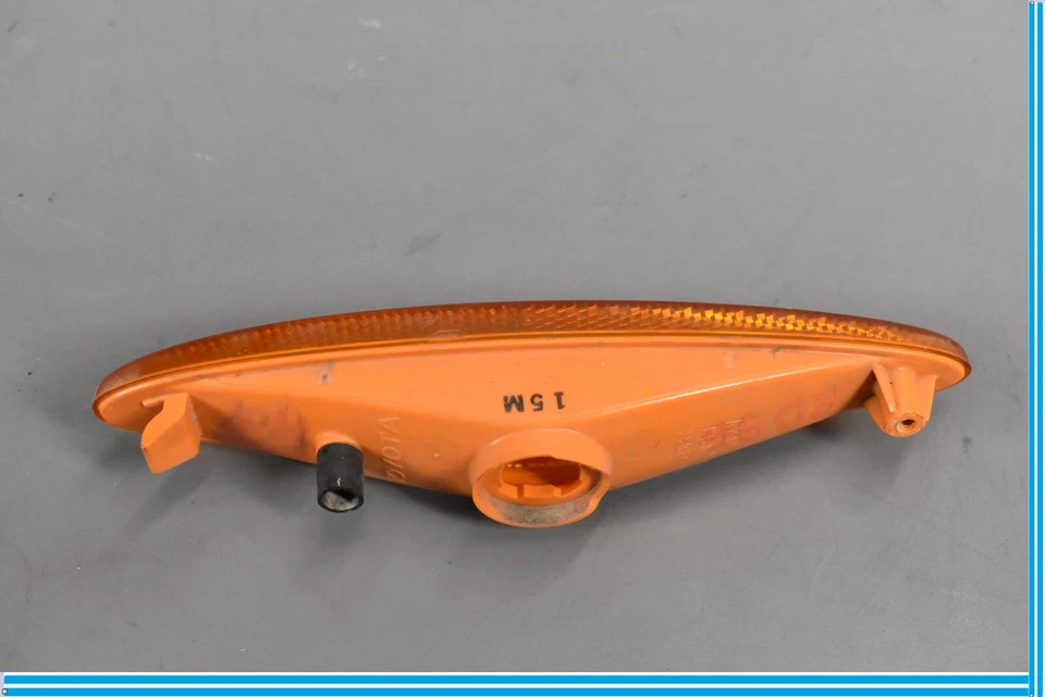 正品原始设备制造商丰田雷克萨斯 81751-24010 右后侧标记灯 2002-2010 SC430 — 第 3/4 张图片