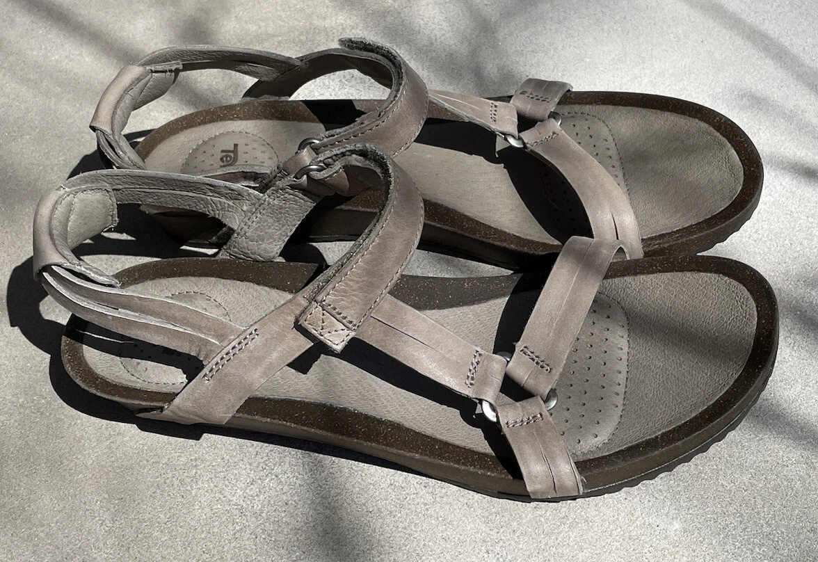 Teva Women&#039;s Universal Sandal Size Low Wedge Taupe/Mocha Leather EUC | eBay