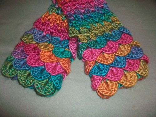 HANDMADE Facets Crochet Dragon Scale Fingerless Gloves - Color Choice - NEW - Picture 23 of 55