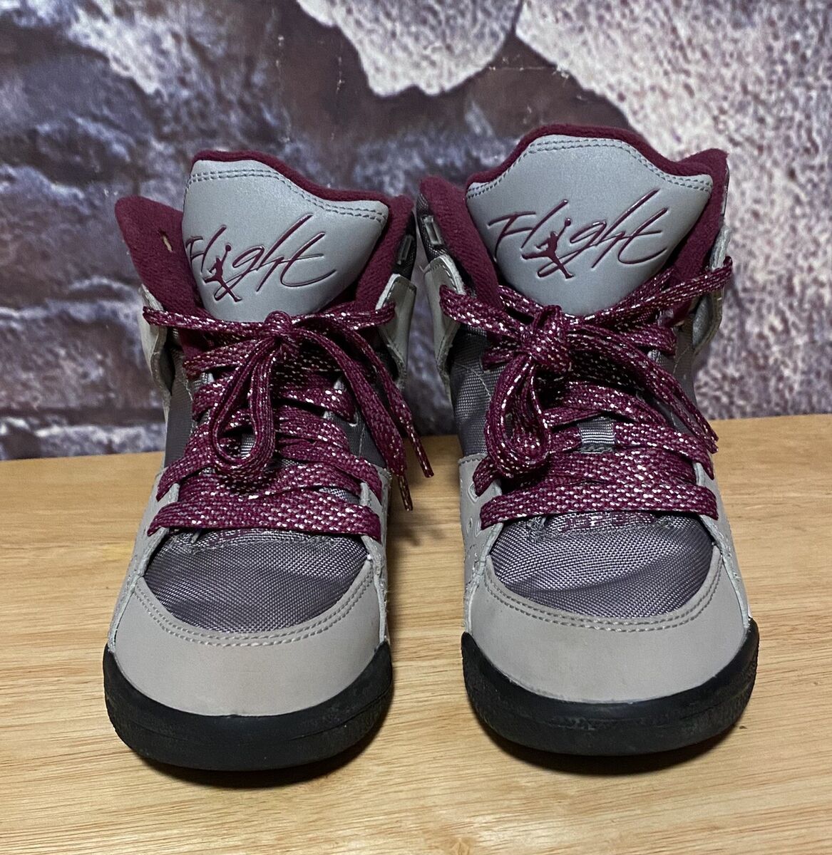 Nike Air Jordan Flight 1 Retro 2010 439656-001 Size 1.5Y Nike Air Jordan Flight 1 Retro 2010 439656-001 Size 1.5Y