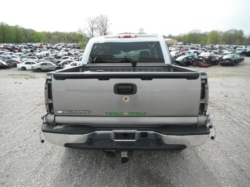 Panel interior de cuero para puerta trasera izquierda Chevrolet Silverado 1500 2006 7136 Foto 2 de 4