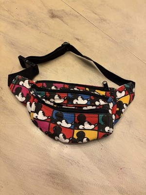90s Vintage Disney Mickey Mouse Fanny Pack - Rare Find - excellent condition