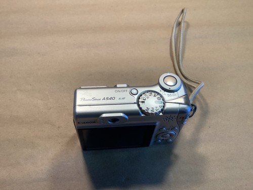 Canon PowerShot A540 6mp Digital Camera - Silver Parts Repair Read - Picture 3 of 4