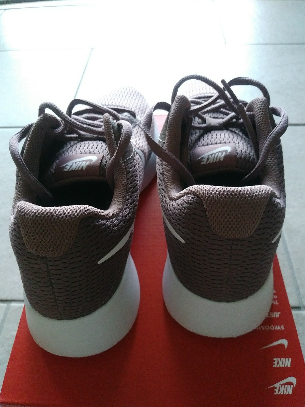 NEW NEW NEW NIKE WOMEN TANJUN RUNNING SNEAKER SHOES 812655-203 SMOKEY MAUVE SIZE 7 682e7a NEW NEW NEW NIKE WOMEN TANJUN RUNNING SNEAKER SHOES 812655-203 SMOKEY MAUVE SIZE 7 682e7a