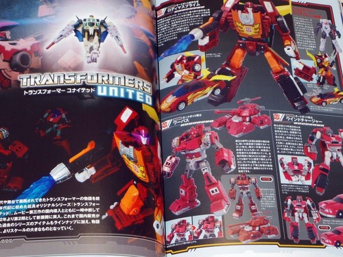 Libro de arte guía de Transformers Generations 2012 Japón - Imagen 5 de 10