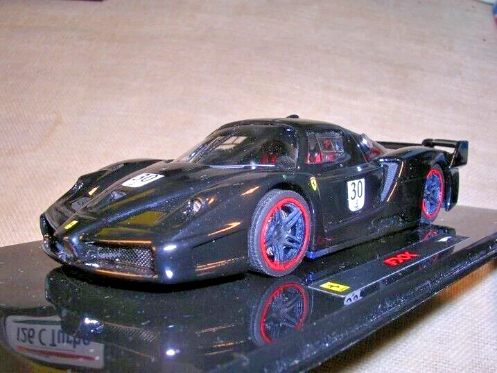 FERRARI FXX BLACK - MICHAEL SCHUMACHER - 2006 - HOT WHEELS - 1/43 - Immagine 2 di 4