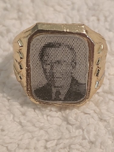Vintage lenticular Vari-Vue PRESIDENT ADJUSTABLE RING WOODROW WILSON HOLOGRAPHIC