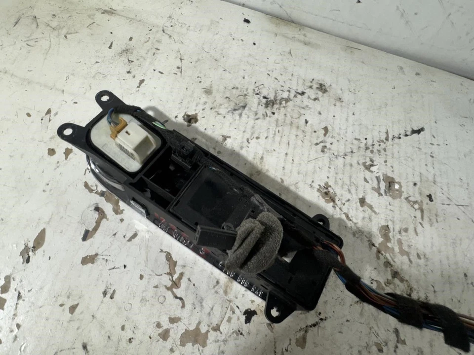 Interruptor de control de ventana principal de puerta delantera Bentley Mulsanne 2016 fabricante de equipos originales Foto 4 de 4