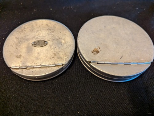 Hardy And Wheatley Fly Fishing Tins. Including Some Salmon And Trout Flies - Picture 12 of 13