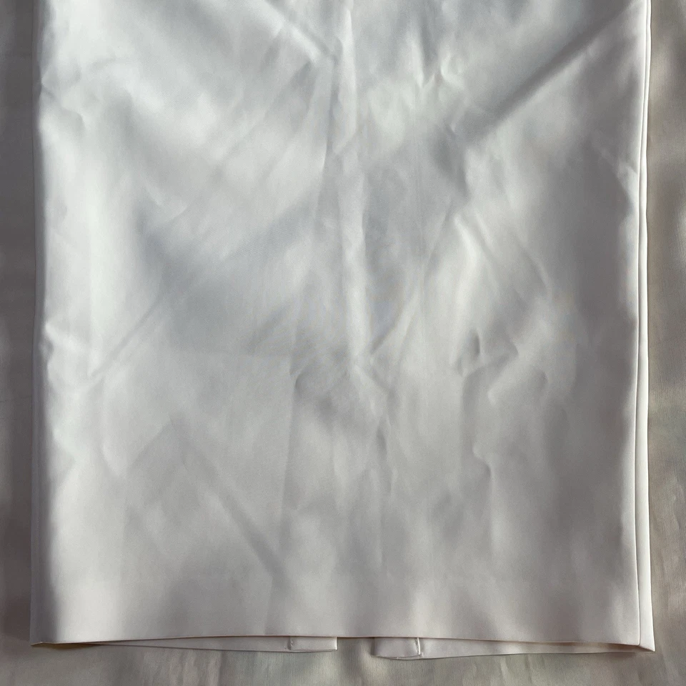 Nana Jacquline- Falda Claira Lápiz Blanco Off Midi Detalle Lazo Talla Mediana Foto 4 de 4