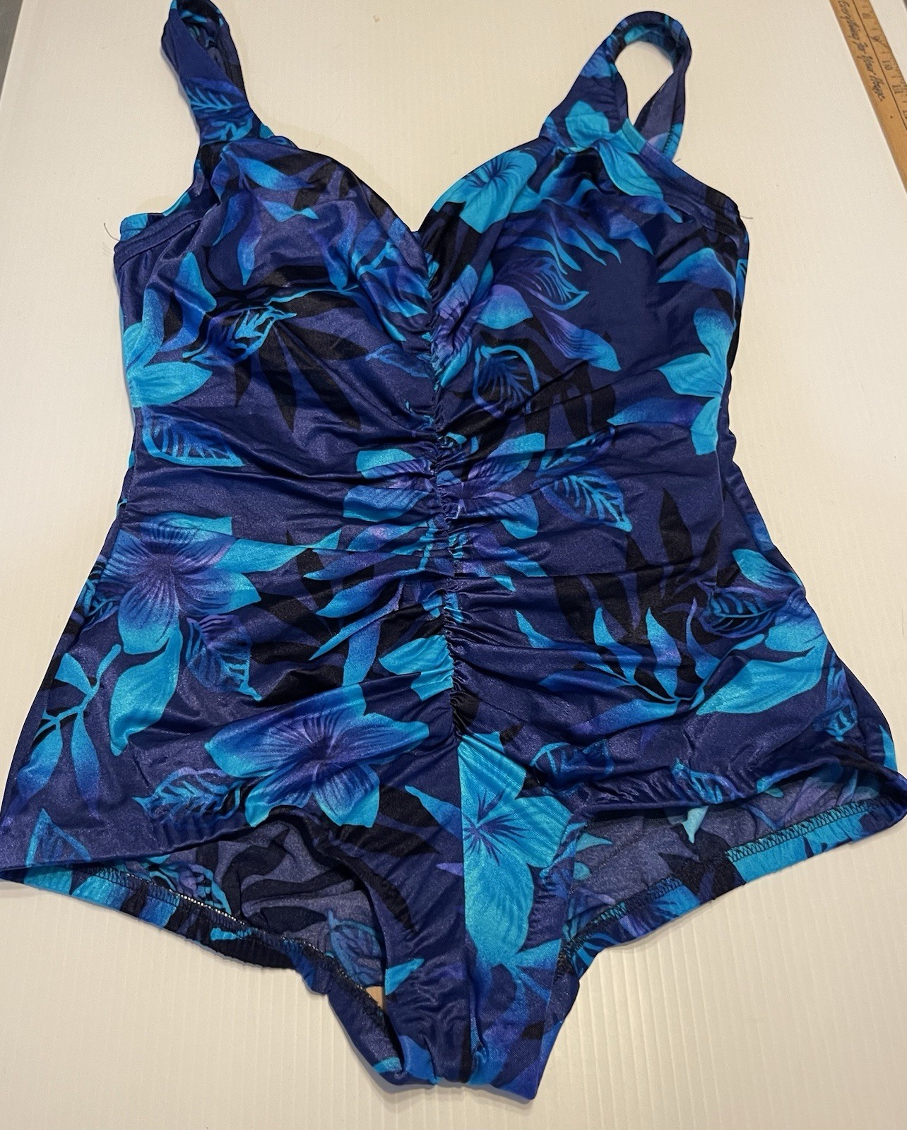 Picture 2 of 10