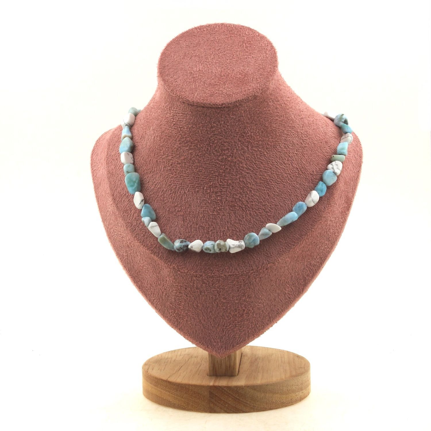 Collier perles Howlite des USA bleu Larimar pour sublimer vos tenues d'été au quotidien