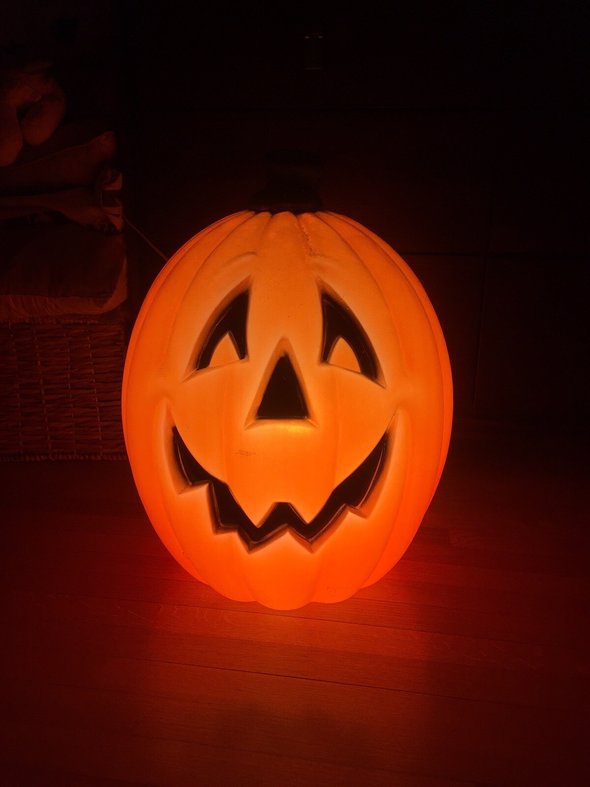 Picture 1 of 6