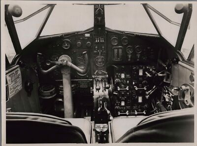 AIRSPEED CONSUL COCKPIT FLIGHT DECK CONTROLS ORIGINAL MANUFACTURERS PHOTO