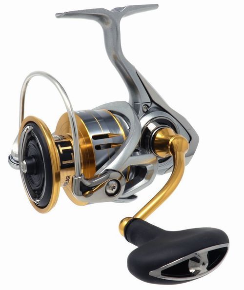 Daiwa 18 FREAMS LT-5000D-C Spinning Reel NEW Daiwa 18 FREAMS LT-5000D-C Spinning Reel NEW