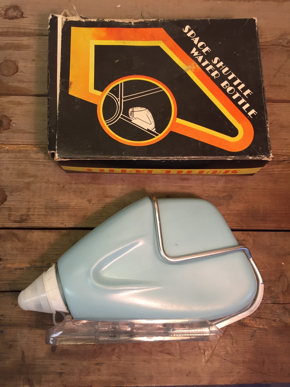 RARE SPACE SHUTTLE Water Bottle AÉRO campagnolo TEAM collector RARE SPACE SHUTTLE Water Bottle AÉRO campagnolo TEAM collector
