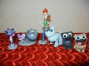 puppy dog pals figurine set