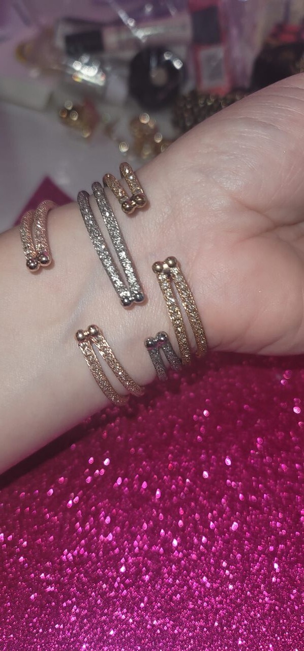 EXPRESS 3 PIECE OPEN BANGLE BRACELETS SET - GOLD,… - image 4