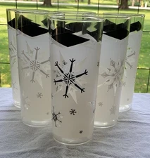 Set Of 6 Vintage Anchor Hocking Christmas Tom Collin’s Glasses Snowflakes