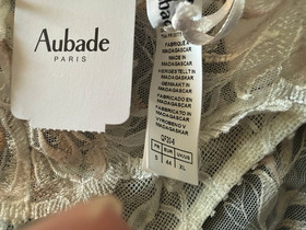 Aubade Hong Wai Encre De Chine brief XL, Triangle and balcony Bras 36B Ivory