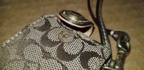 Coach iPod Case Wristlet, VGC - Picture 4 of 19