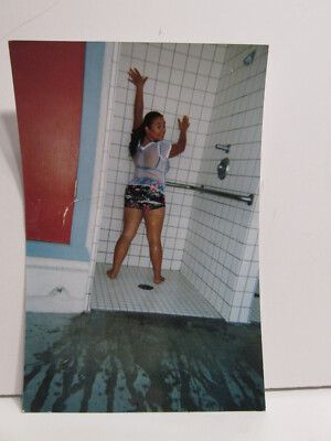 VINTAGE FOUND PHOTOGRAPH COLOR ORIGINAL PHOTO LATINA WIFE WOMAN WET IN SHOWER
