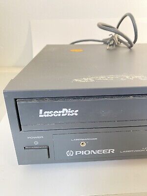 original Pioneer LaserVision LD-V2200 LaserDisc player original Pioneer LaserVision LD-V2200 LaserDisc player