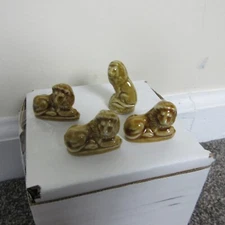 Wade Whimsies  Red Rose Tea 4  Figurines Lions Lot