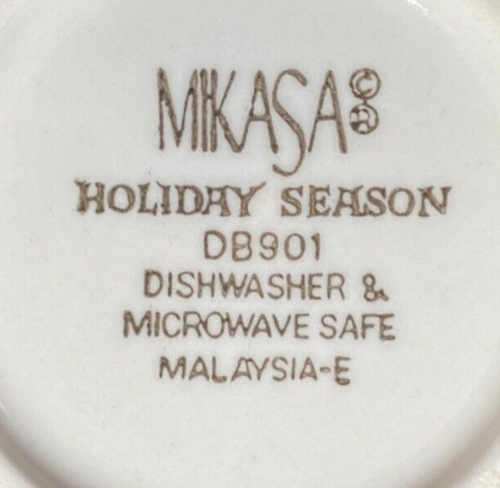 SET OF 4 - MIKASA HOLIDAY SEASONS - EMBOSSED CHRISTMAS HOLLY - 14 OZ. MUGS DB901 - Picture 6 of 6