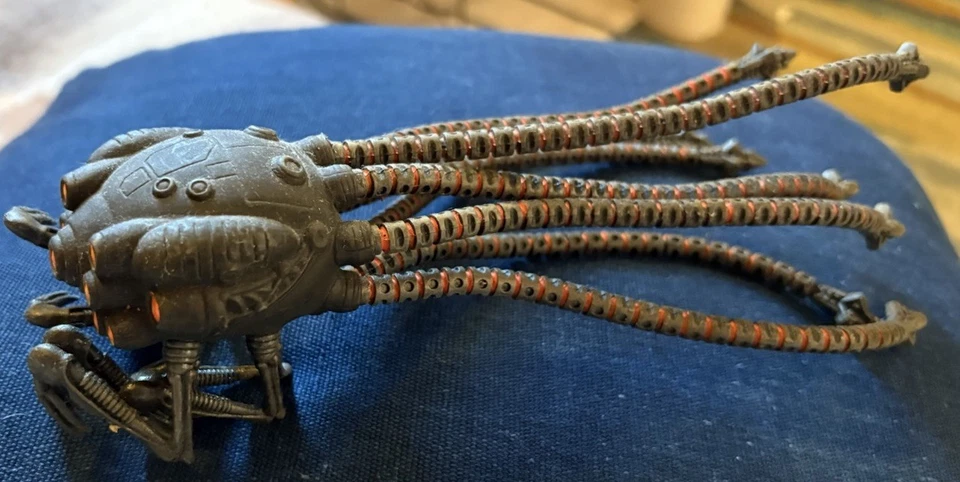 Figura de acción Matrix Sentinel 2000 de colección, nueva Foto 3 de 4