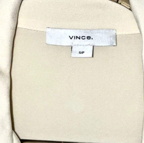 Blusa Vince Feminina Pequena Bege Branca Mescla de Seda Manga Longa Botão para Cima - Imagem 3 de 3