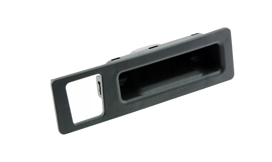 Poignée de coffre BMW X3 F25 idéale pour charger facilement vos bagages et vos courses