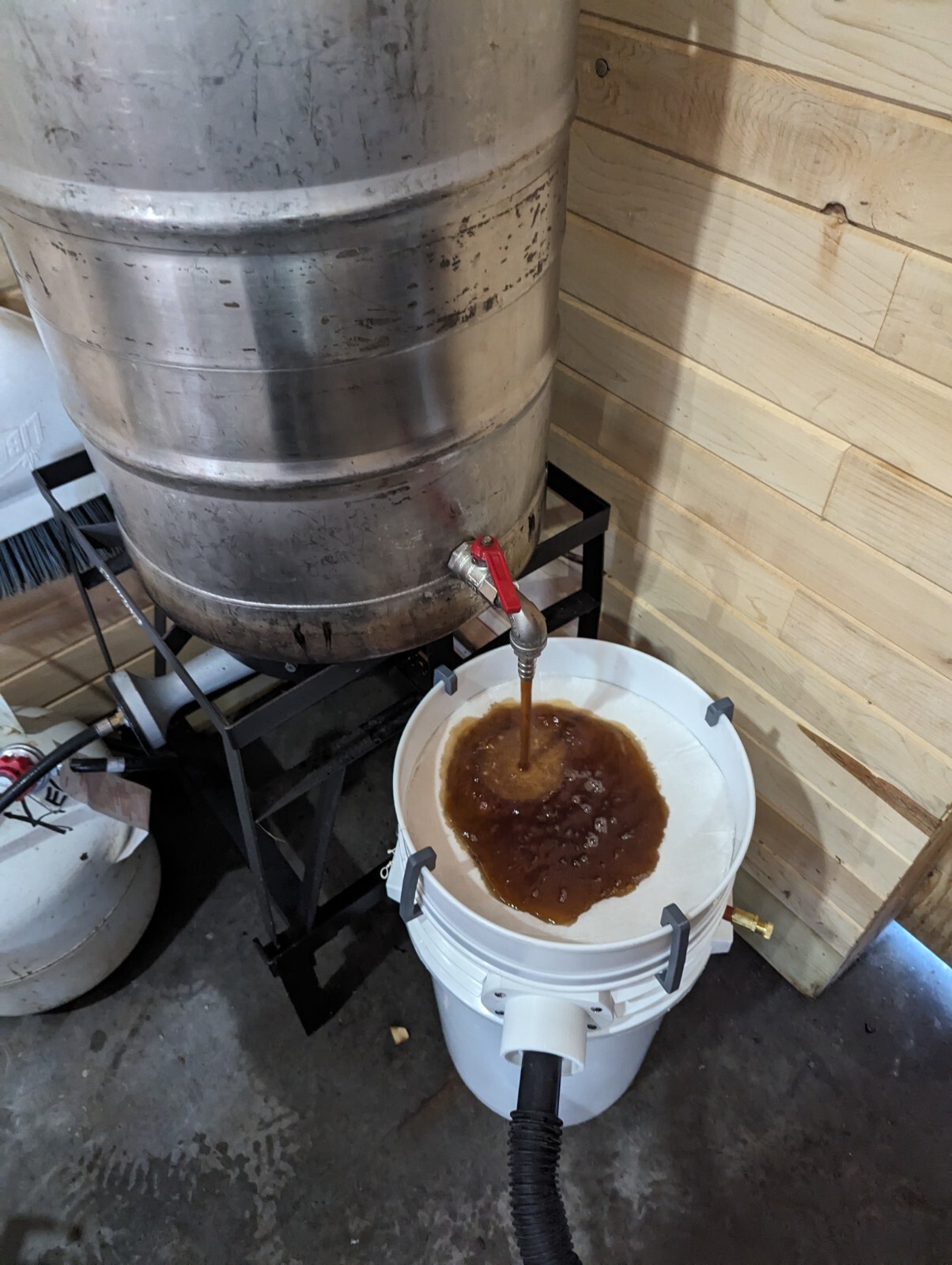 Maple Syrup Bucket Vacuum Filter