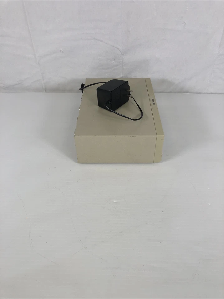 Linksys #SVIEW04 Pro Connect 4 Station CPU Switch Movie Prop - Image 2 of 4