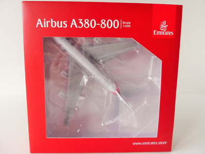 Emirates Airbus A380-800 Year of Zayed 2018 1/500 Herpa 531535 A