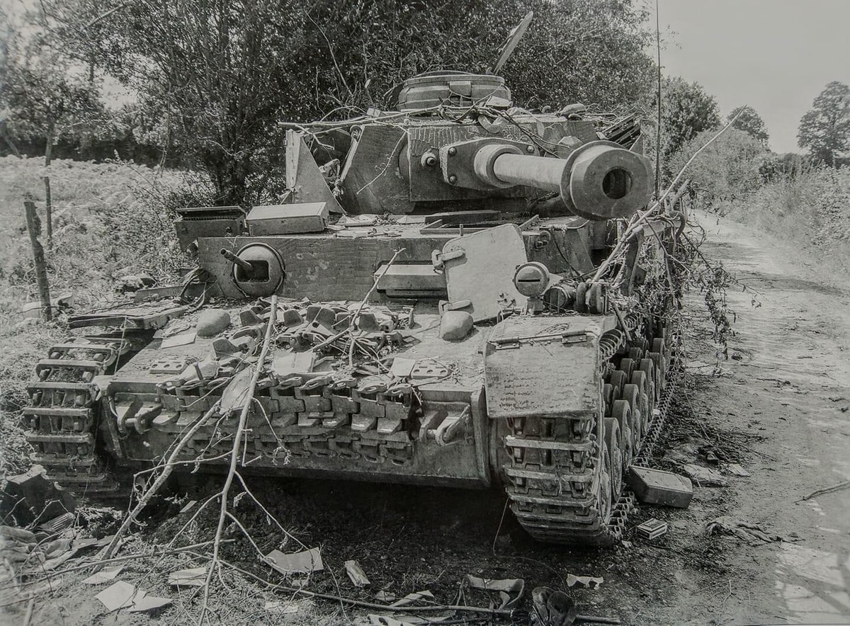 WW2 WWII Photo Abandoned German Panzer IV Tank Normandy 1944 World War Two  4216 | eBay