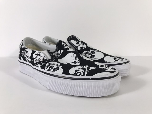 vans classic slip on skull