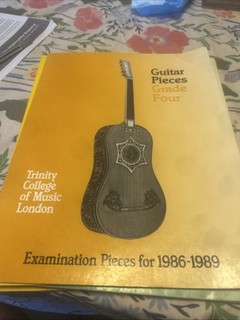 Piezas de guitarra Trinity College of Music grado 4 1986 1989