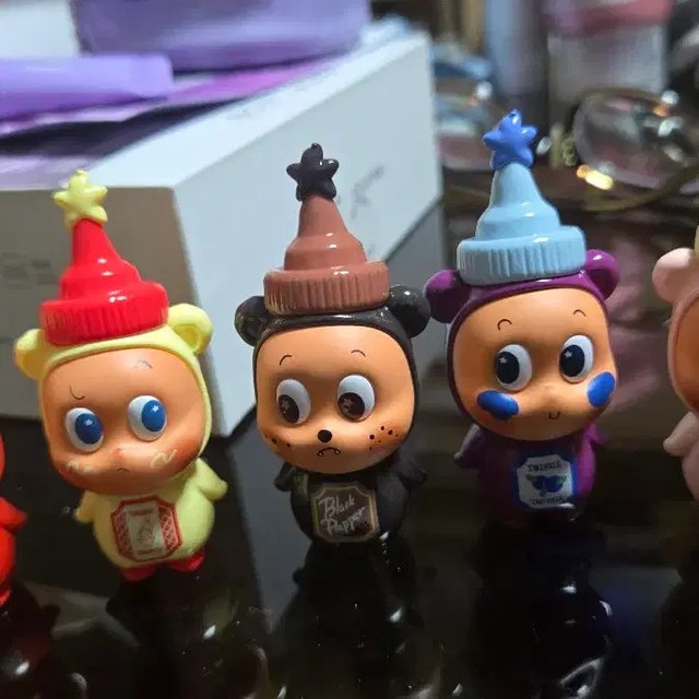 Pop Mart Little Star Custom Flavor Pepper Sauce Official