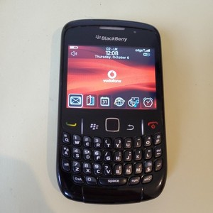 BlackBerry Curve 8520 2,4" 256 MB, 2MP entsperrt Smartphone - schwarz b144