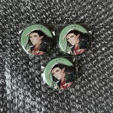 Nijisanji can badge Flower Field Chaika